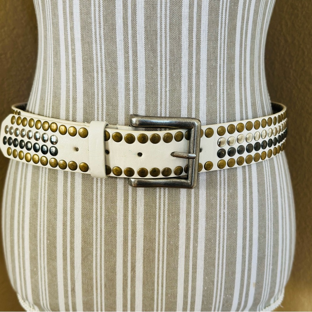 White Studded Belt Medium Faux Leather Y2K Punk Multi Metal Statement Belt